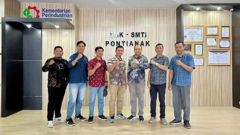 Kerja Sama Industri