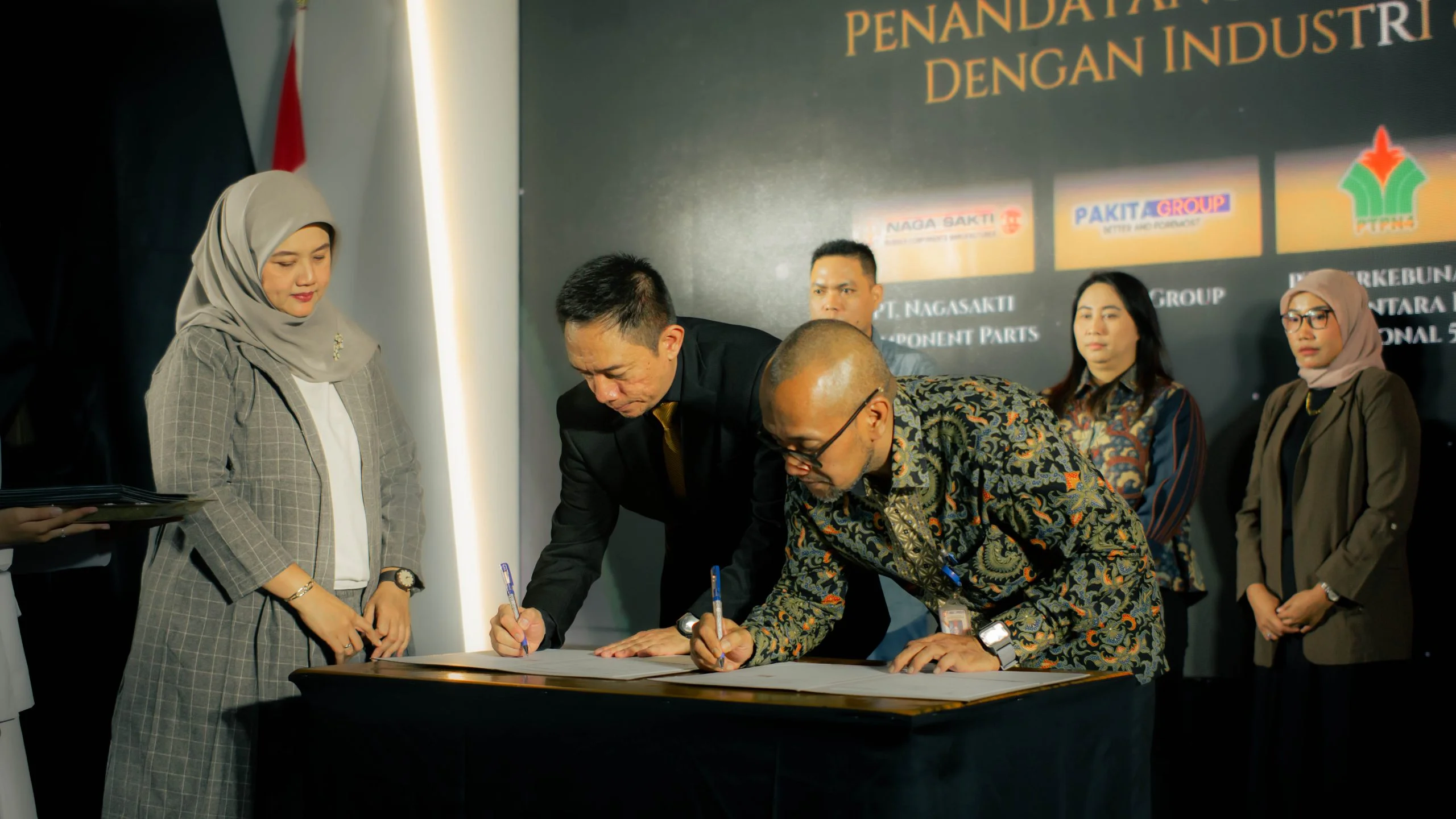 Penandatanganan MoU Kemitraan Industri