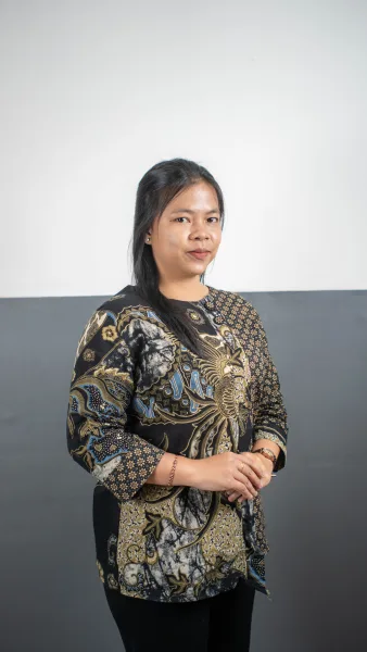 Theresya N.E Silaen